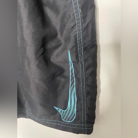 Nike Boys Board Shorts Logo Swim Trunks Boys Size large - Picture 4 of 6